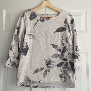 Joules Harbour Top in Grey Floral Size US 10 / UK 14